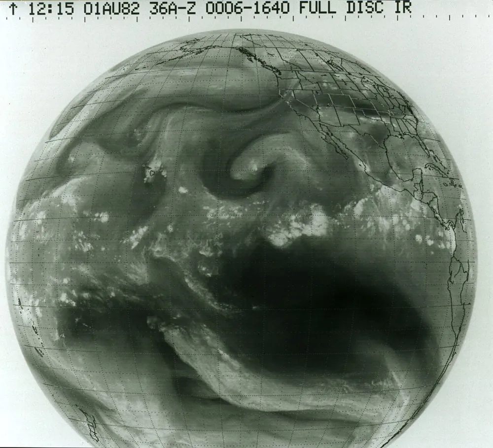 Water vapor satellite image showing moist and dry swirls